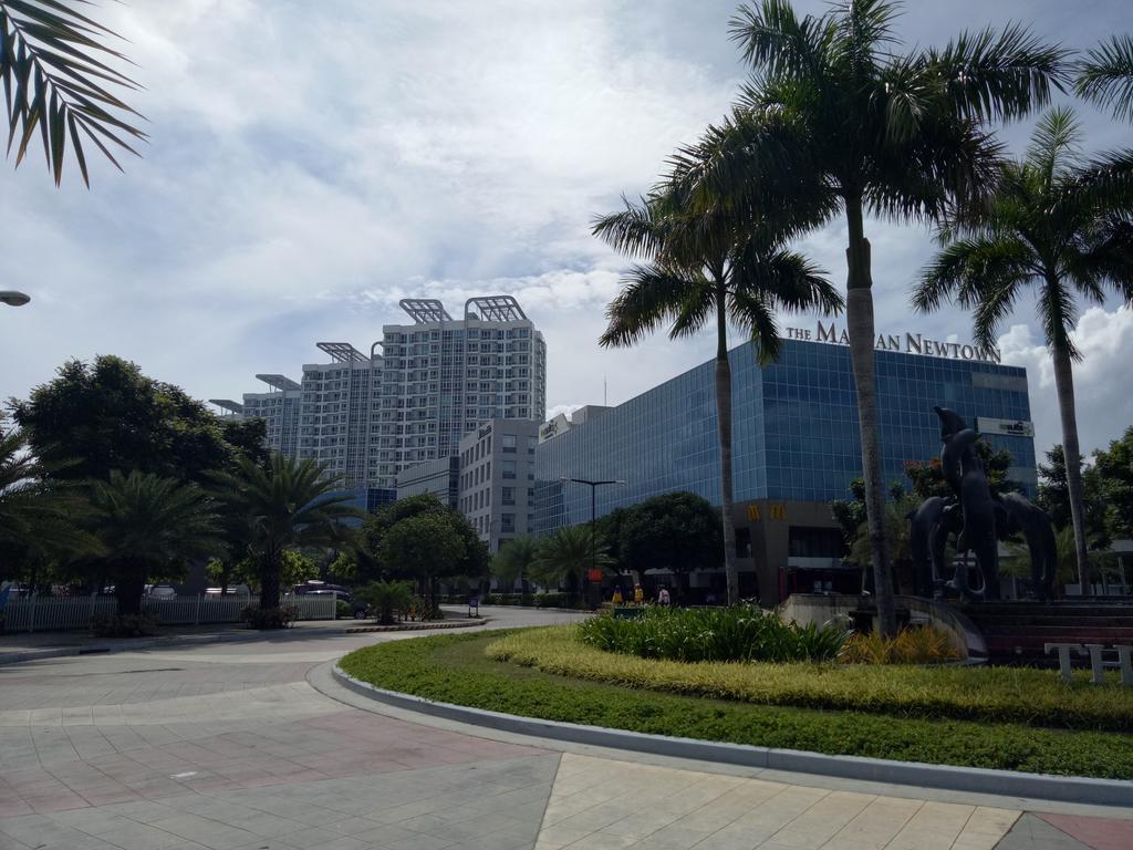 Mactan Newtown Condo Lapu-Lapu City Kültér fotó