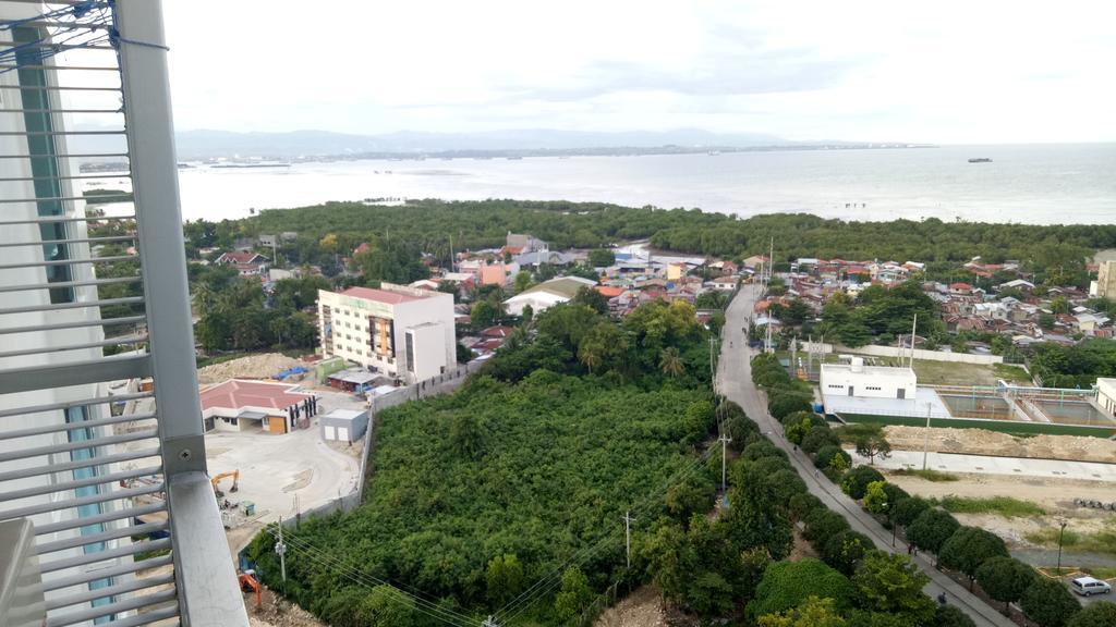 Mactan Newtown Condo Lapu-Lapu City Kültér fotó